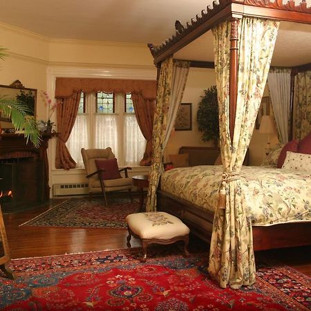 مبيت وإفطار شلالات نياغارا Grand Victorian المظهر الخارجي الصورة