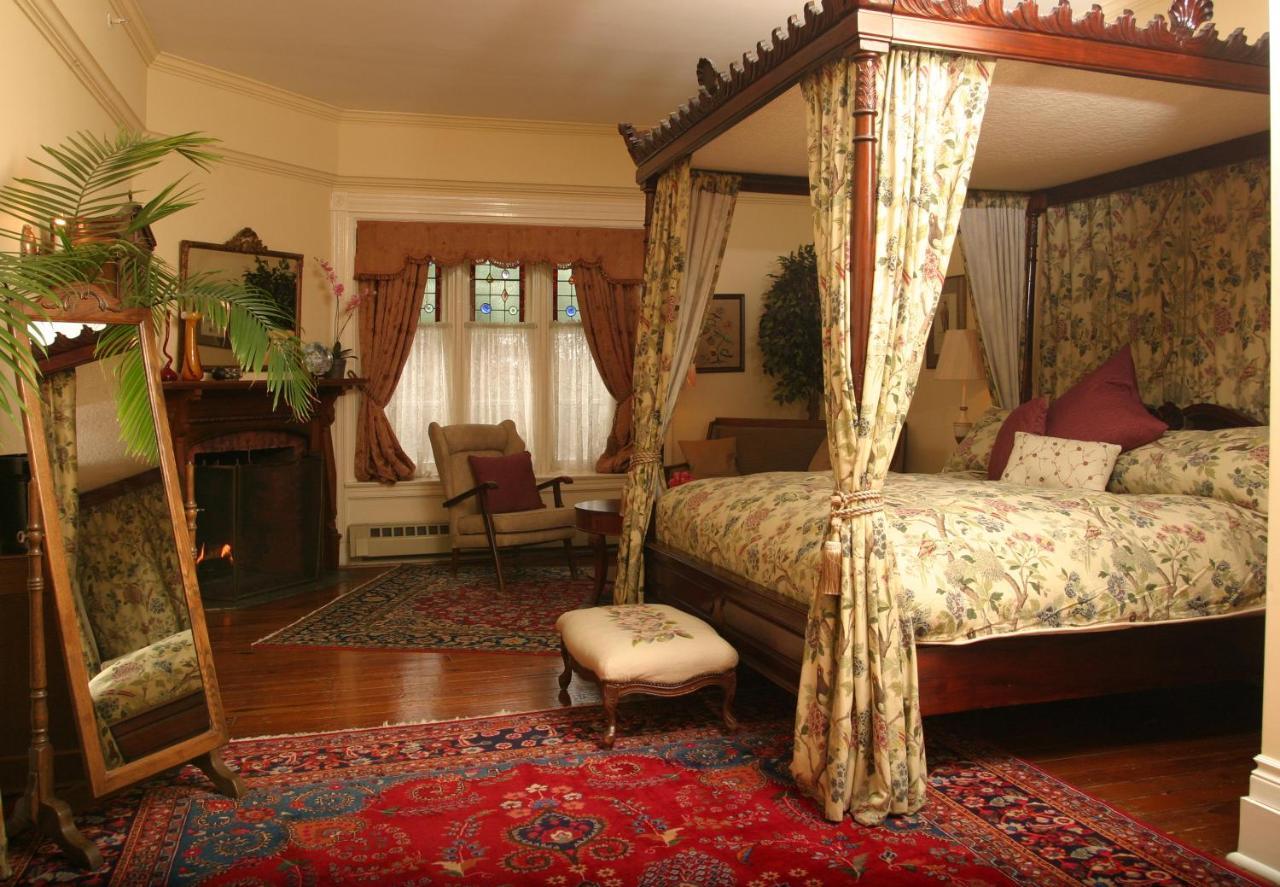 مبيت وإفطار شلالات نياغارا Grand Victorian المظهر الخارجي الصورة